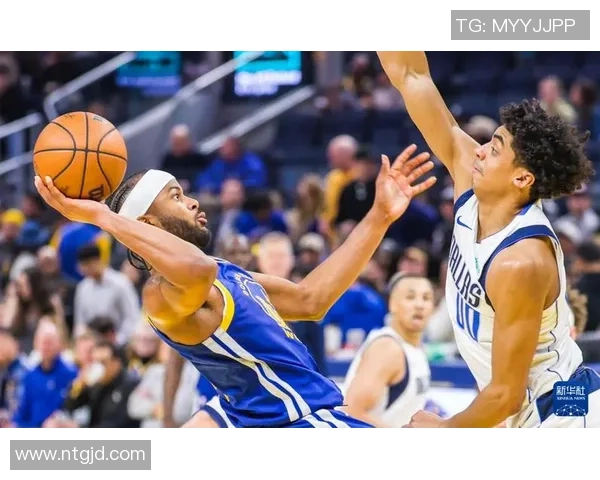 勇士与独行侠激战回放精彩瞬间分析与赛后点评